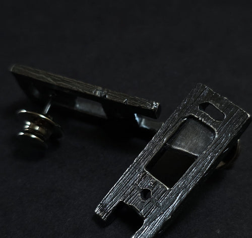 Guillotine Pin